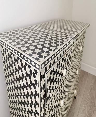 Royal Mirage Chest of Drawers