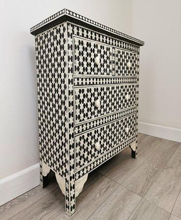 Royal Mirage Chest of Drawers