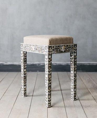 Graceful Glam Stool